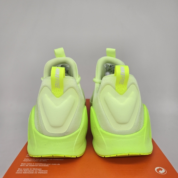 Nike Free Metcon 6 Barely Volt Glow White Women's Workout Shoes Size 7.5 New - Picture 4 of 8